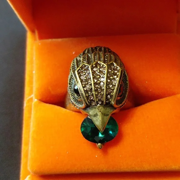 KURT GEIGER LONDON Eagle Ring with Gemstone Size 8 - Picture 8 of 8